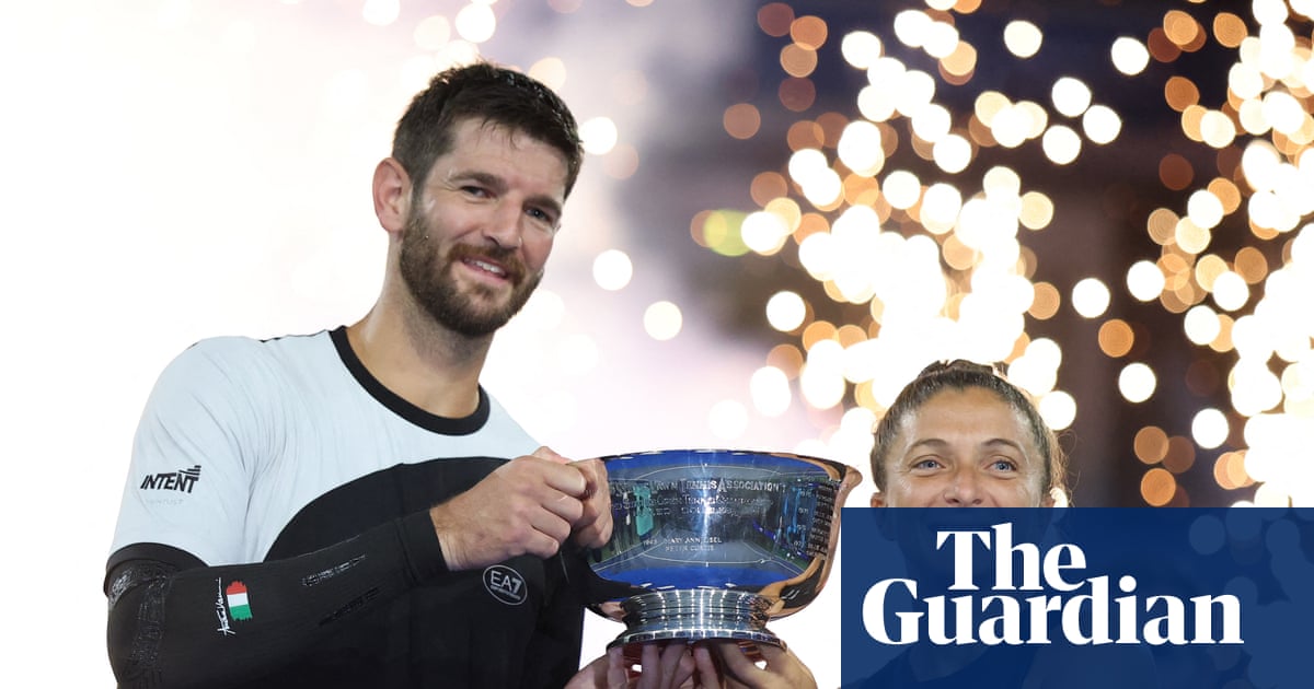 Sara Errani and Andrea Vavassori overcome singles stars to win US Open mixed doubles final