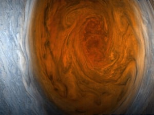 An alternate view of the red spot