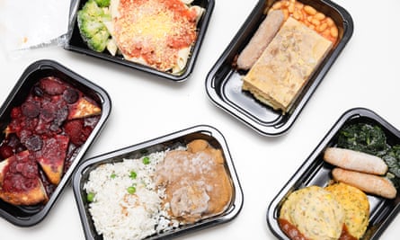 Beef Or Chicken What 2 Airline Meals Taste Like On The Ground Australian Lifestyle The Guardian