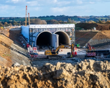 Green Tunnel Chipping Warden HS2 site