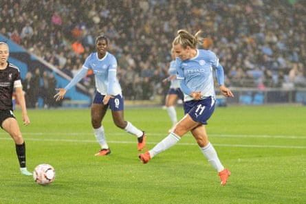 Lauren Hemp scores a goal during the Women’s Super League match between Manchester City and Liverpool