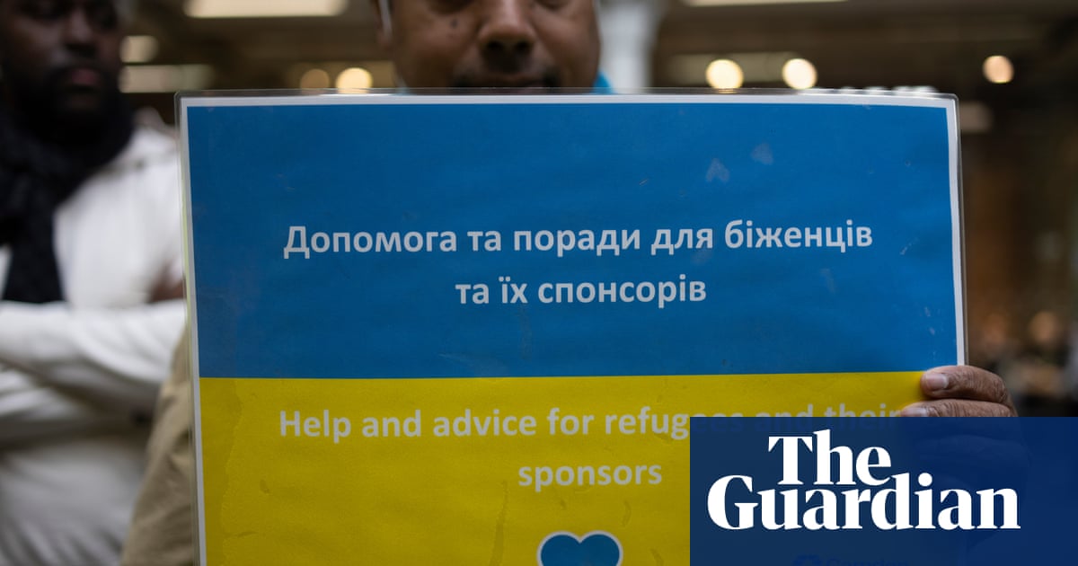 ‘No results, no hope’: Homes for Ukraine glitches lock refugees out of UK