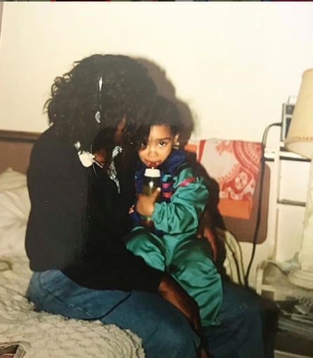 La Havas as a toddler with her mum.