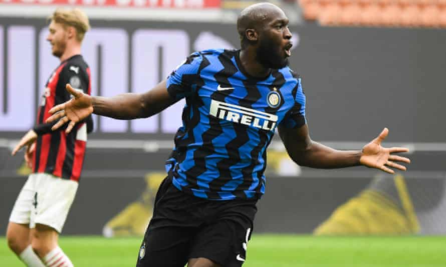 Romelu Lukaku celebrates after scoring for Inter against Milan in February 2021.