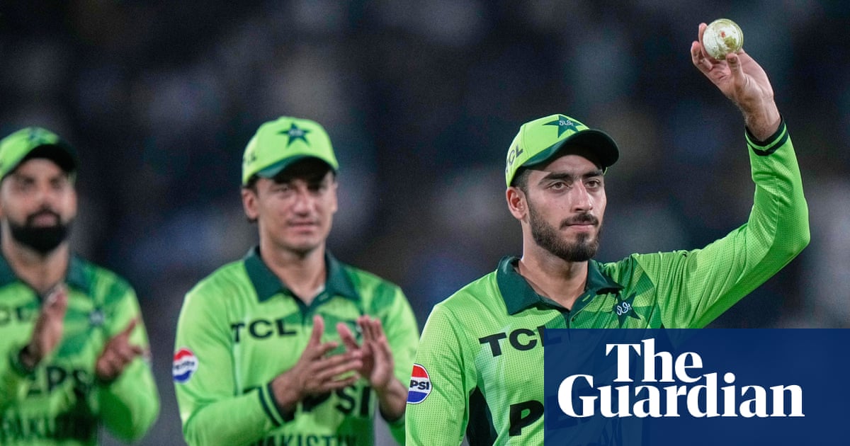 Pakistan ease to victory in first ODI as Arafat Minhas puts Australia in a spin