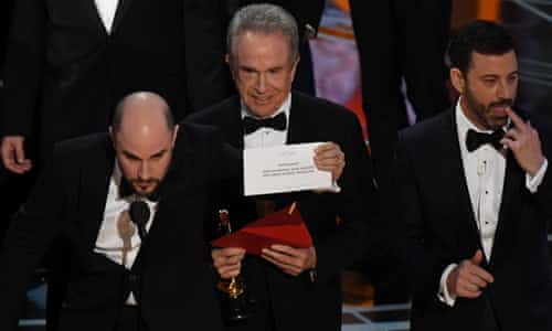 Moonlight wins best picture after La La Land wrongly announced