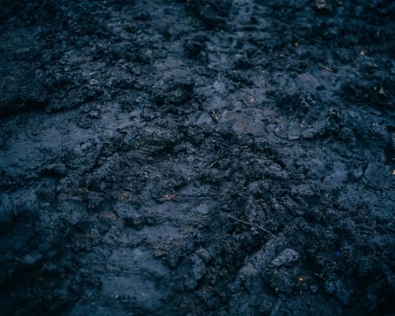 Mud on the roads near the rotation point