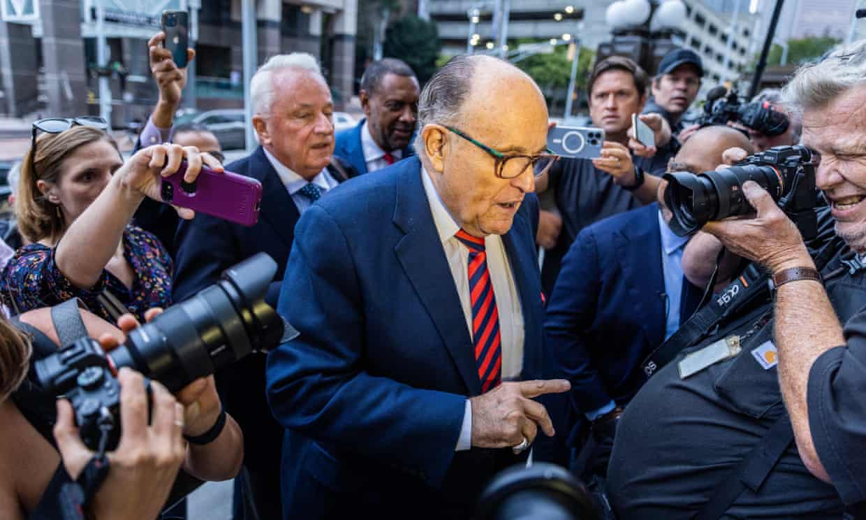 Giuliani names Trump election deniers as witnesses in legal ethics case (theguardian.com)