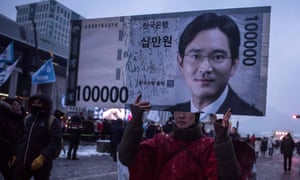 A protestor outside the trial of Lee Jae-yong. Many publications have come out in favour of the company.