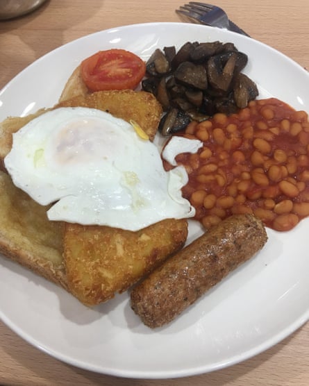 2 The meat-free breakfast at Morrison’s: quorn sausage, beans, mushrooms, toast, two hash browns, tomato and an egg for £3.99. I don’t need any ‘more reasons’ to shop here.