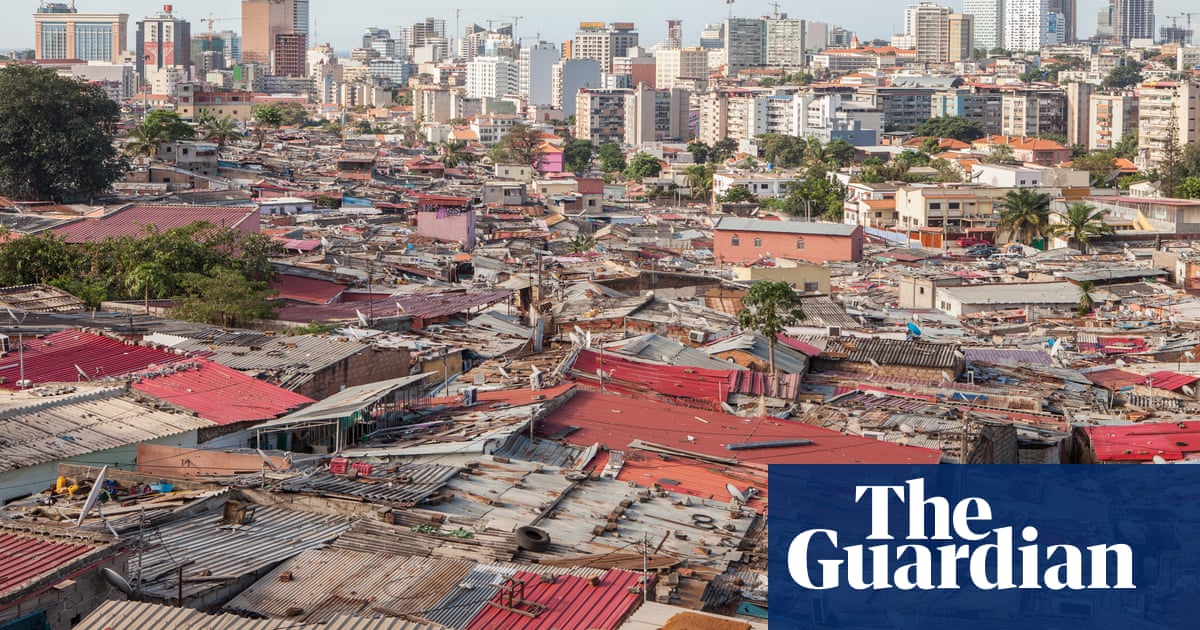 Divided Luanda Life Inside A City Fuelled By Inequality In Pictures Cities The Guardian