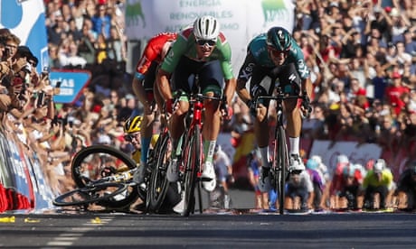 Mads Pedersen wins Vuelta stage 16 after drama for Roglic and Evenepoel