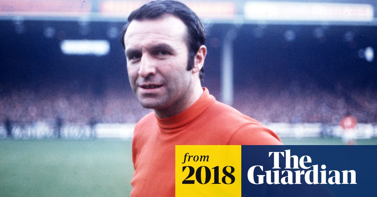 Jimmy Armfield dies aged 82: A Denton boy who conquered the world of football li Jimmy Armfield dies aged 82: A Denton boy who conquered the world of football li