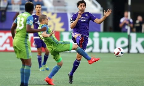 Seattle Sounders’ Osvaldo Alonso challenges Orlando City’s Kaká at the Citrus Bowl on Sunday but the Sounders’ Nicolás Lodeiro was the game’s outstanding performer.