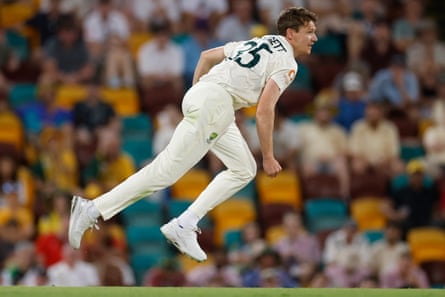 Brendan Doggett bowls in England’s second innings