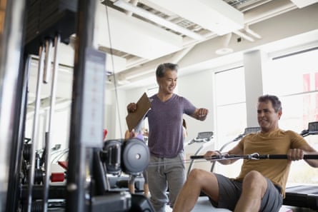 Désespéré de se mettre en forme mais déteste le faire en public ? Voici sept façons de vaincre la gymtimidation | Aptitude Désespéré de se mettre en forme mais déteste le faire en public ? Voici sept façons de vaincre la gymtimidation | Aptitude