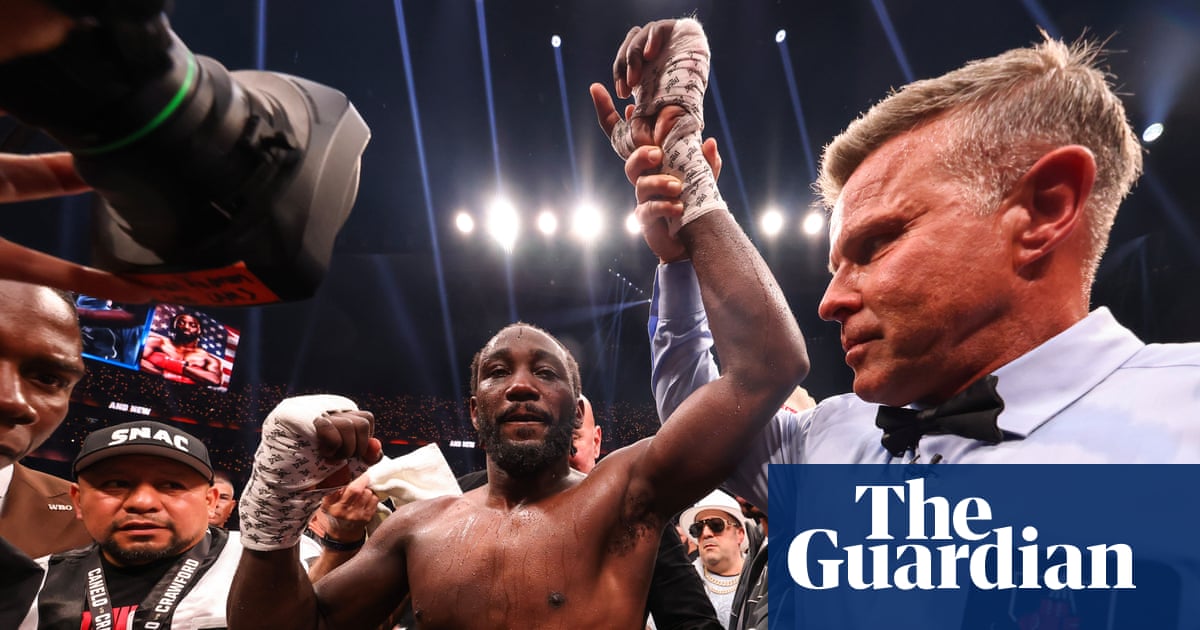 Terence Crawford stuns Canelo Alvarez to become undisputed super middleweight champion