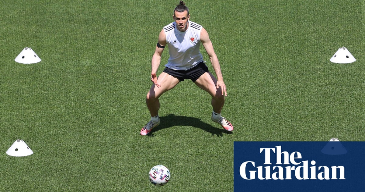 Gareth Bale’s club star has waned but Wales captain remains pivotal | Ben Fisher