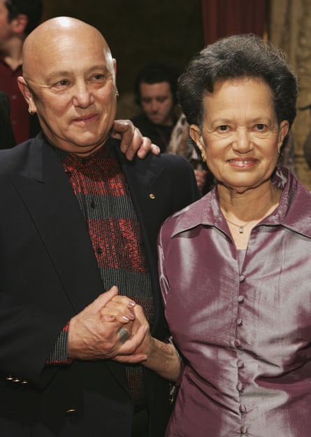 Anderson and mother Marie at the 2006 Aria Hall of Fame presentation in Melbourne.
