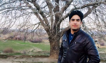 Fada Mohammad, a 24-year old dentist who lived in the outskirts of Kabul, was one of the men who fell from the plane as it left Kabul airport on 16 August