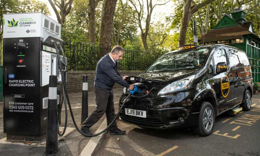 First 100 Electric Black Cab For 1 Years Launches In London Electric Hybrid And Low Emission Cars The Guardian