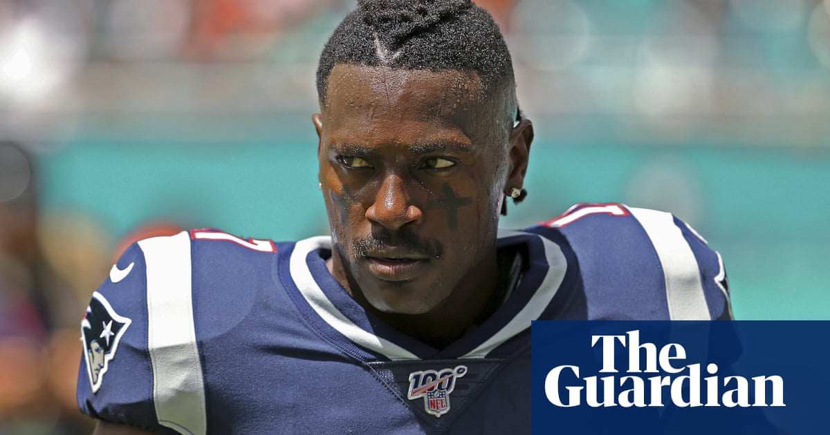 Antonio Brown quits NFL, and references Kraft massage parlor charges