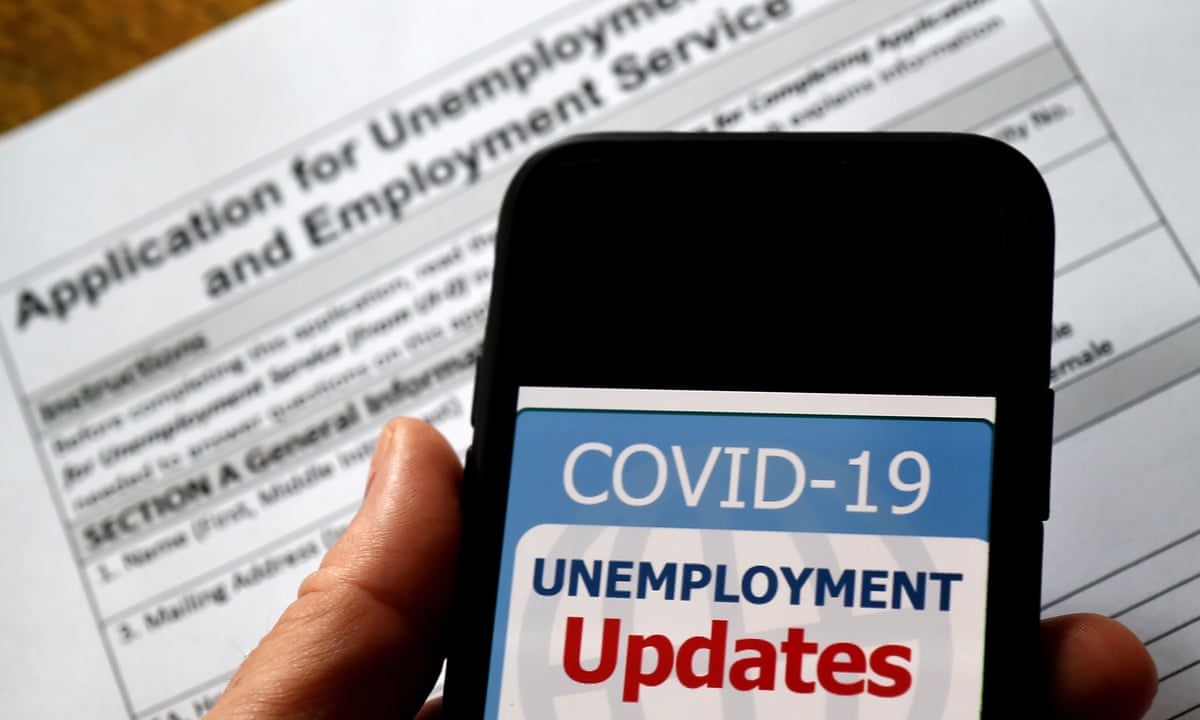 Us Economy Shrank By 3 5 In 2020 The Worst Year Since Second World War Us Economy The Guardian