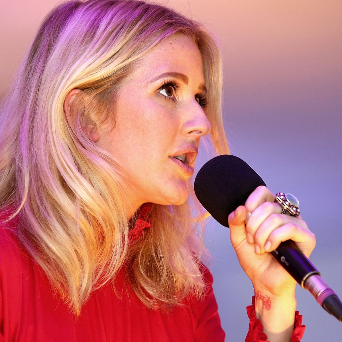 Ellie Goulding Condemns London Councils Treatment Of Homeless