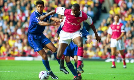 Patrick Vieira muscles past Everton’s Abel Xavier in 1999