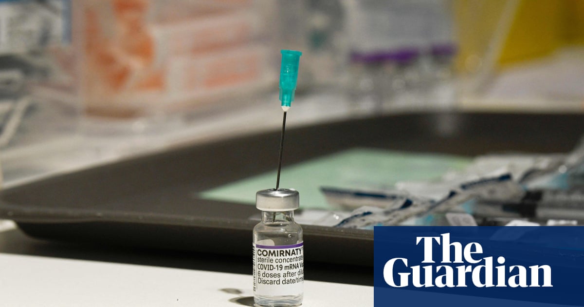 German man suspected of having 90 Covid jabs to sell vaccination cards