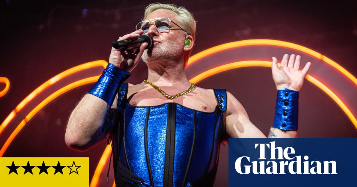 Erasure review – a heady cocktail of corsets and classics