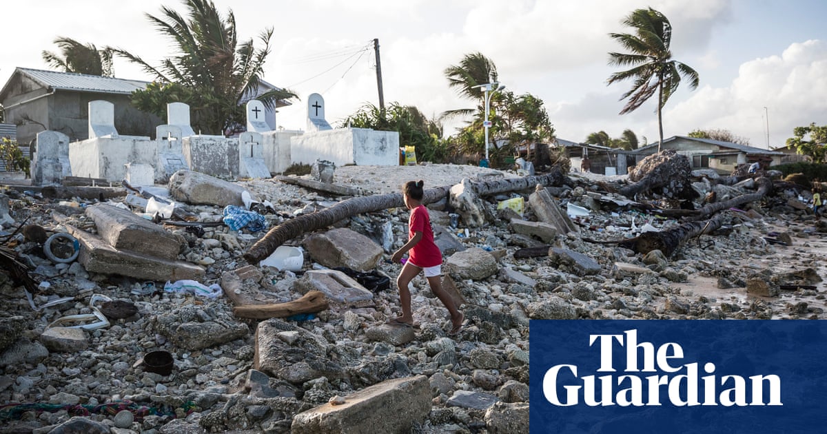 Rising sea levels threaten Marshall Islands’ status as a nation, World Bank report warns