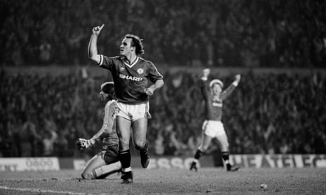 Terry Gibson celebrates his first – and last – goal for Manchester United.
