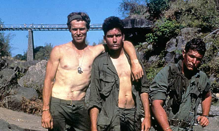 Beware of the bamboo vipers … Willem Dafoe, Charlie Sheen and Tom Berenger on set.