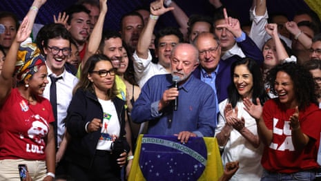 Lula re-elected for fourth term as Bolsonaro refuses to accept Brazil election result – video