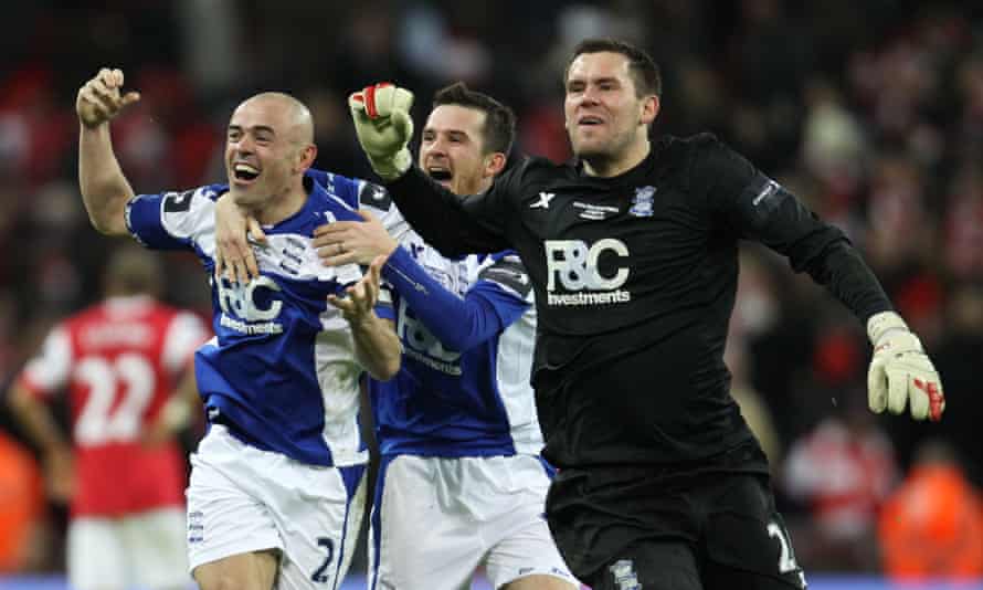 Stephen Carr, Barry Ferguson and Ben Foster celebrate at Wembley.