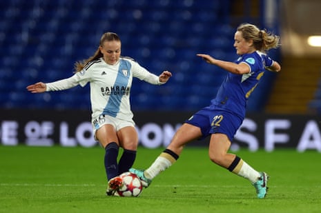 Erin Cuthbert steps in to make the tackle on Julie Dufour as Paris dominate the early exchanges.