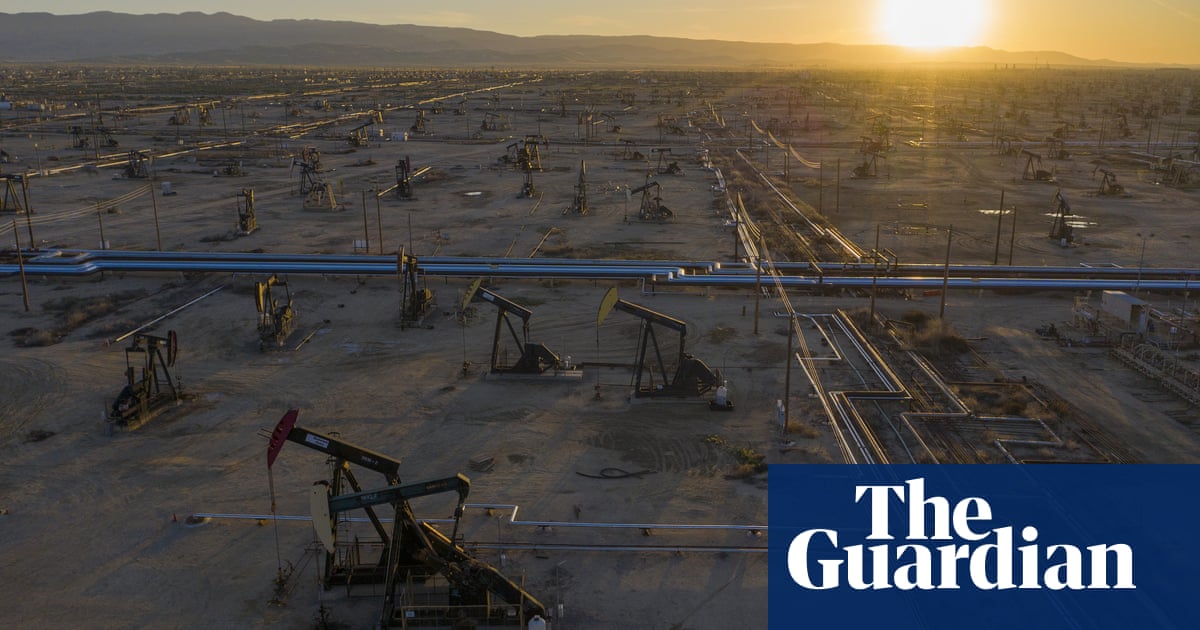 ‘Kern runs on oil’: as California confronts climate crisis, one county is ready to drill