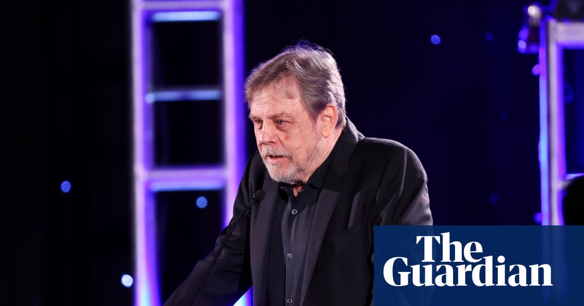 White House calls Mark Hamill ‘sick’ after his post with AI image of Trump in a grave