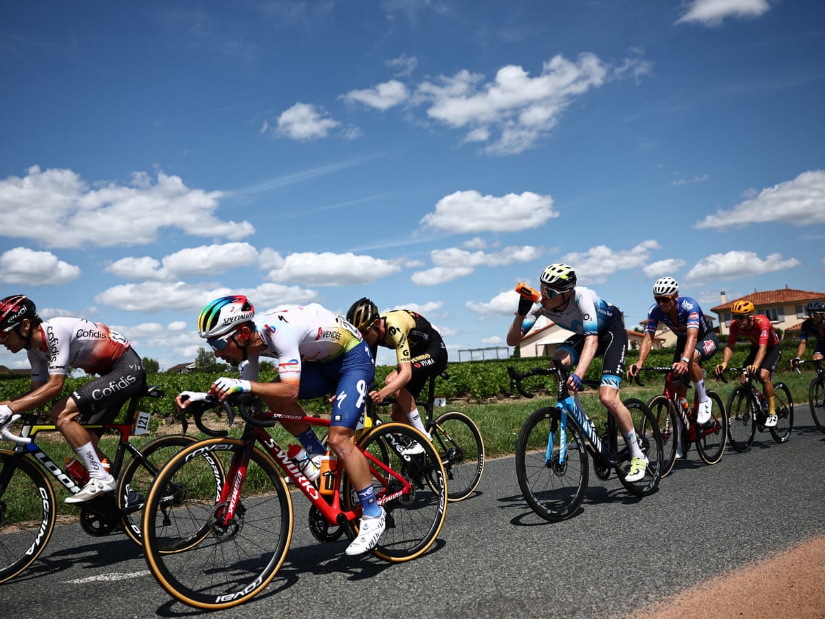 Tour de France 2023: stage 12 updates from Roanne to  Belleville-en-Beaujolais – live