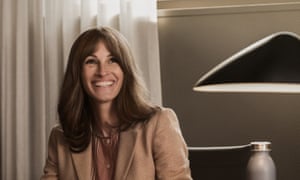 Julia Roberts in Homecoming