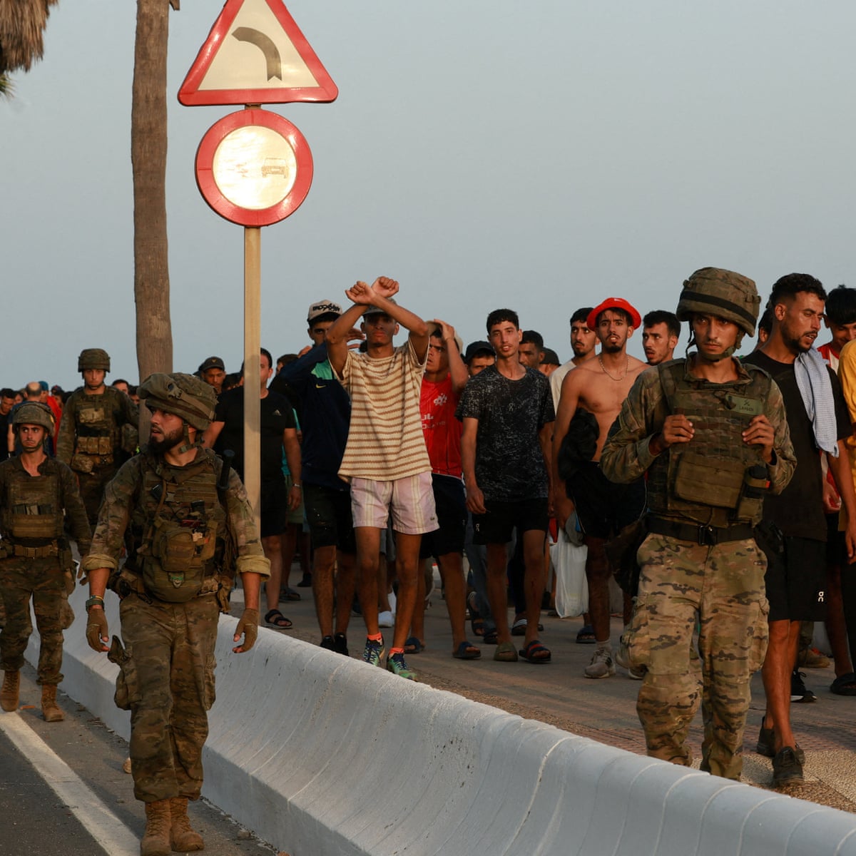 Η Θέουτα ήταν ένα καρναβάλι αντιμεταναστευτικού περιεχομένου για μίσους καιροσκόπους στα δεξιά – και ένα μάθημα για τους αριστερούς