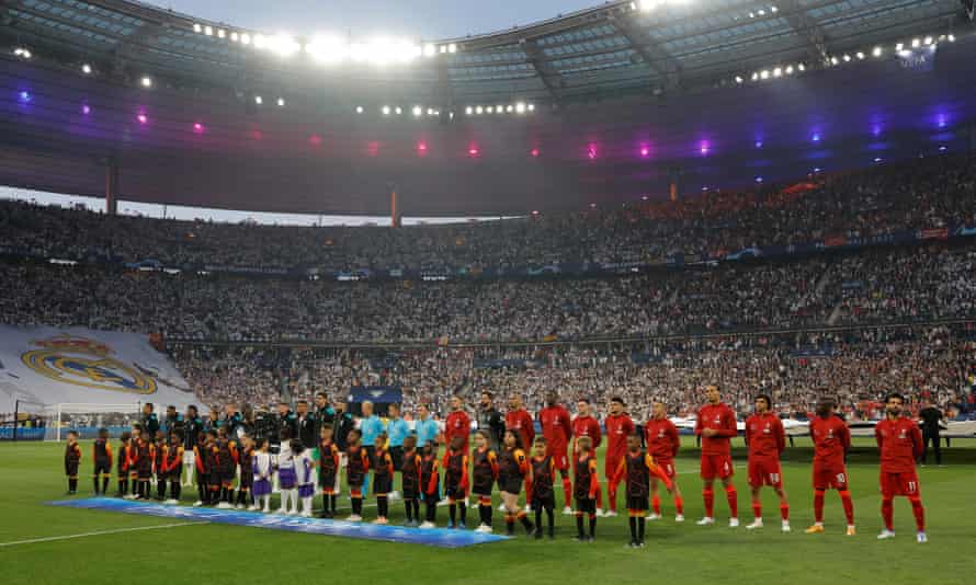 The teams before kick off.