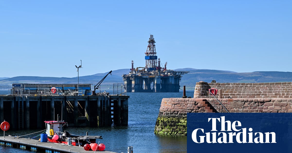 Andy Burnham faces climate revolt after approval of North Sea gas drilling