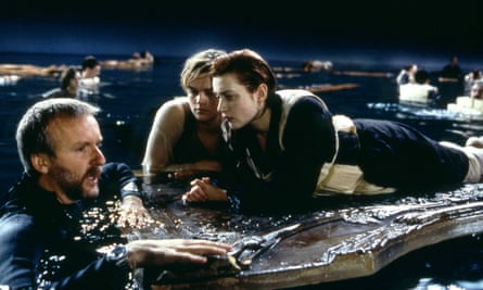 Titanic (1997): director James Cameron, Leo, Kate Winslet, and a raft.