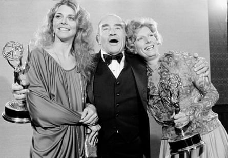Lindsay Wagner, Asner, and Nancy Marchand pose at the 30th annual Primetime Emmy Awards.
