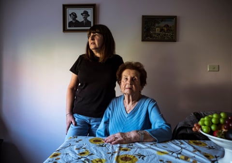 Ninety-two-year-old Edith Gluck, who survived Auschwitz, and her daughter, Deena Shachte