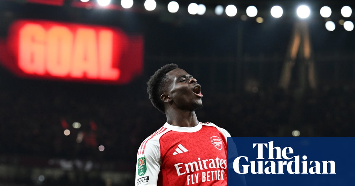 Arsenal winning streak goes on as Nwaneri and Saka oust Brighton from Carabao Cup