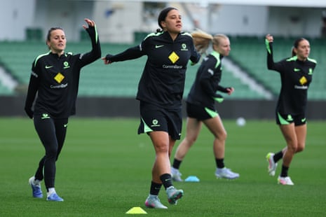 Sam Kerr trains with the Matildas at HBF Park