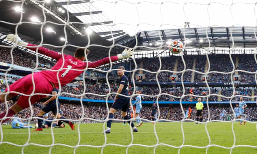 Burnley’s Nick Pope is powerless to stop Kevin De Bruyne scores Manchester City’s second goal